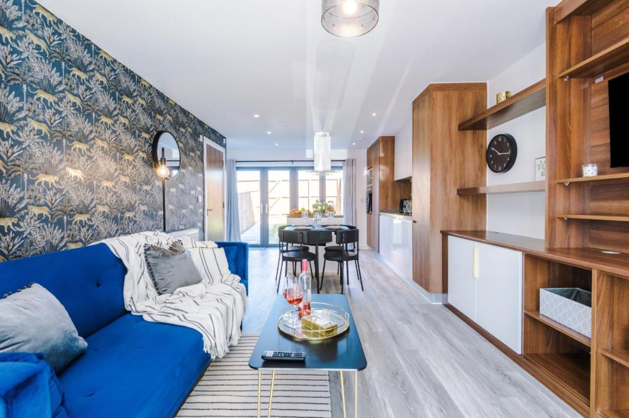 فيلا Rest&Recharge At Ridgefield House مانشستر المظهر الخارجي الصورة